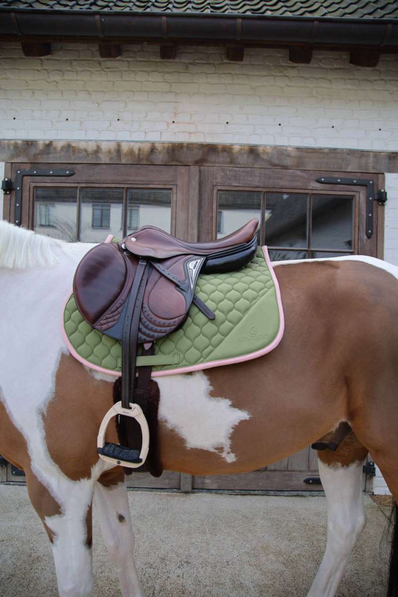 Kentucky Horsewear потник – Softshell Onion Quilt Kaki