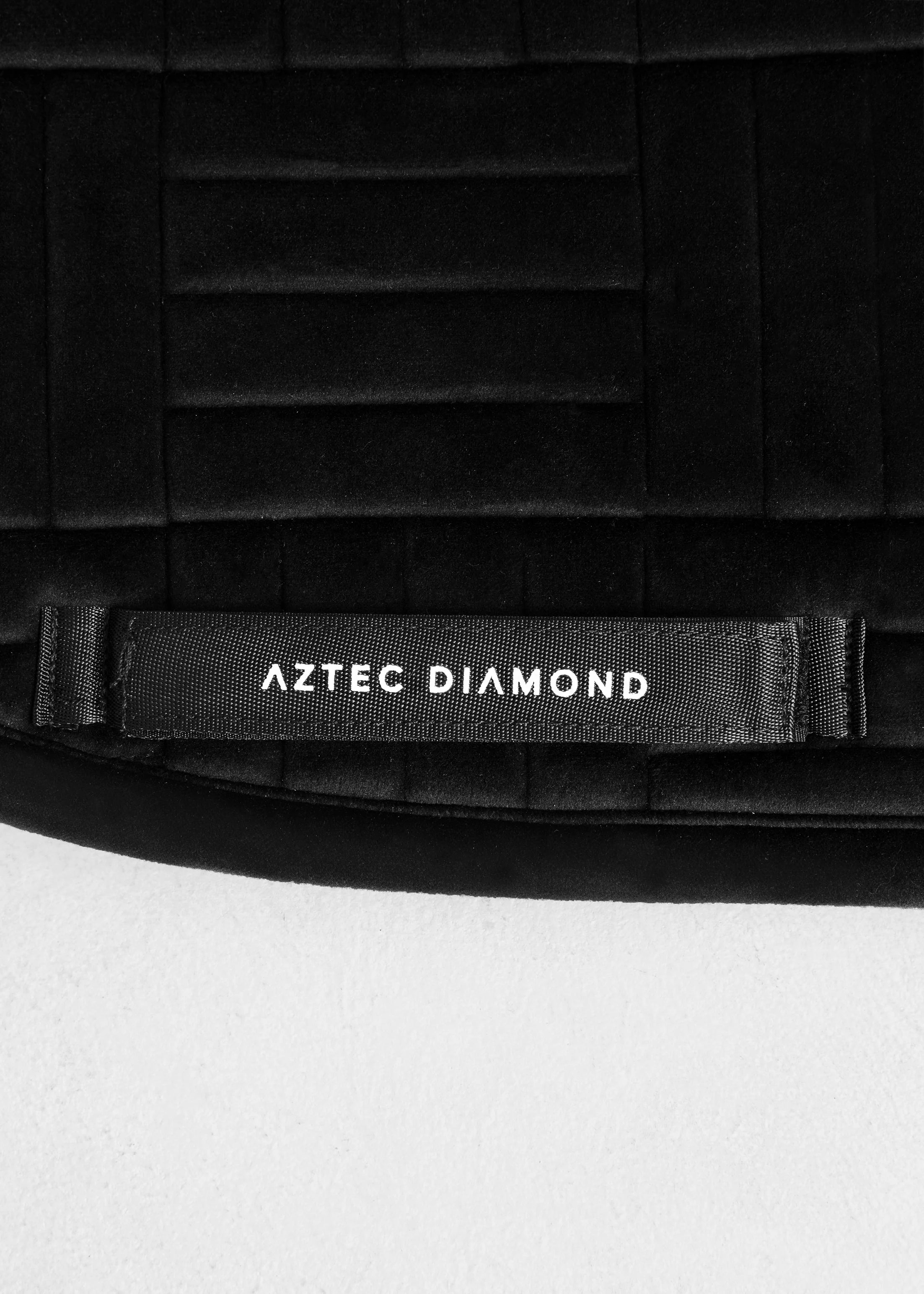 Aztec Diamond YR Pink потник черен